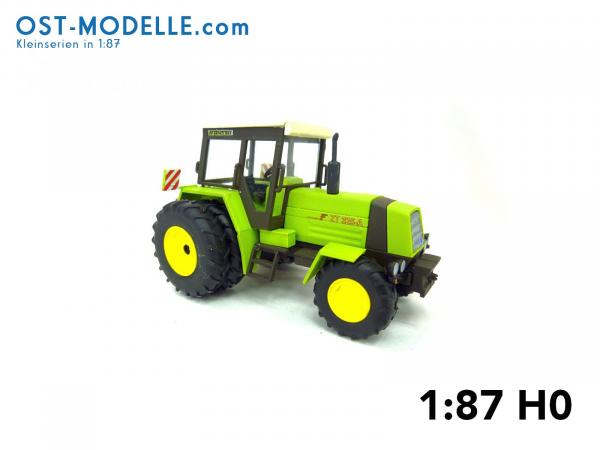 Traktor Fortschritt ZT 325 gruen neu
